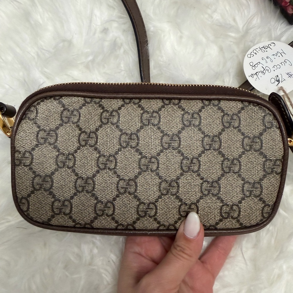 Gucci Brown Crossbody Bag with Signature Pattern - Picture 7 of 15